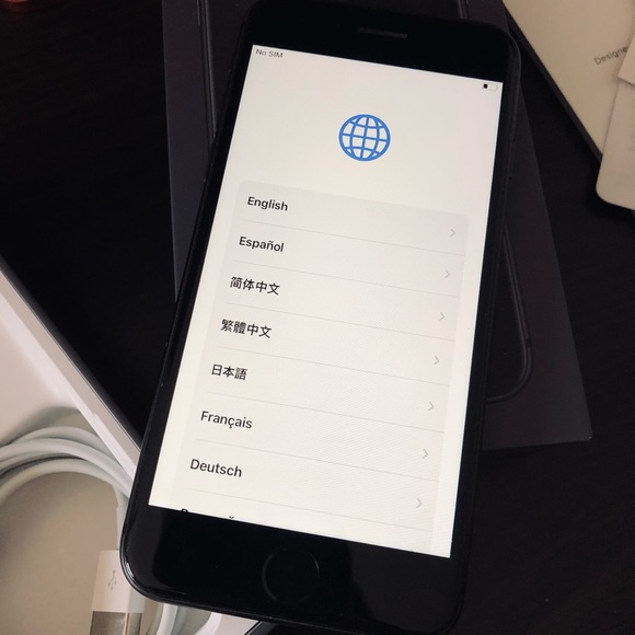 iPhone 8 64 GB Space Gray - Picture 2 of 16